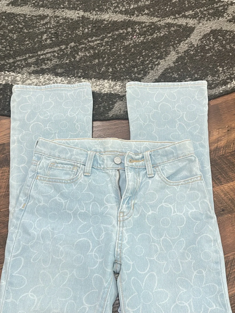 Variety brands of girl jeans